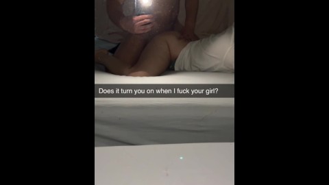 Cheatingガールフレンドは夜の後にGuyをファックSnapchatカッコールド